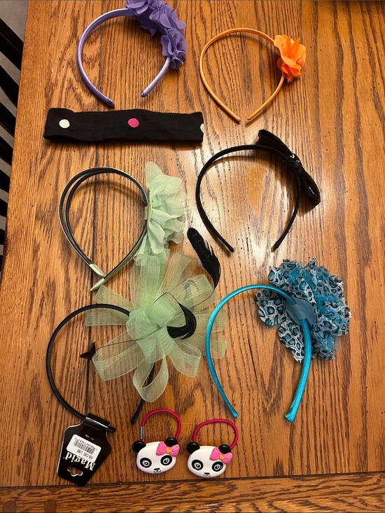 Other - Assorted hair accessories